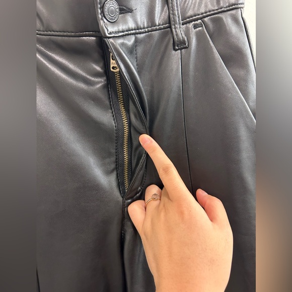 Like New Abercrombie & Fitch Ultra High Rise Skinny Leather Pants - Picture 6 of 12